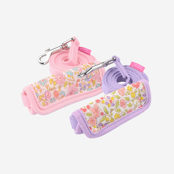 IONE LEASH